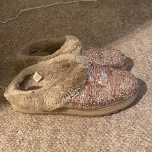 2/$25 Sketchers Slippers